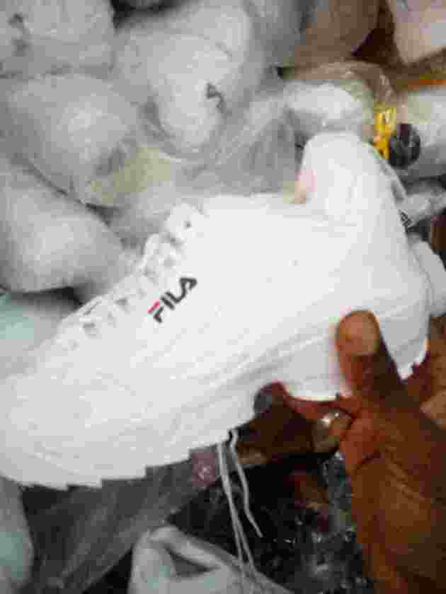 chaussures Tennis FILAS blanche